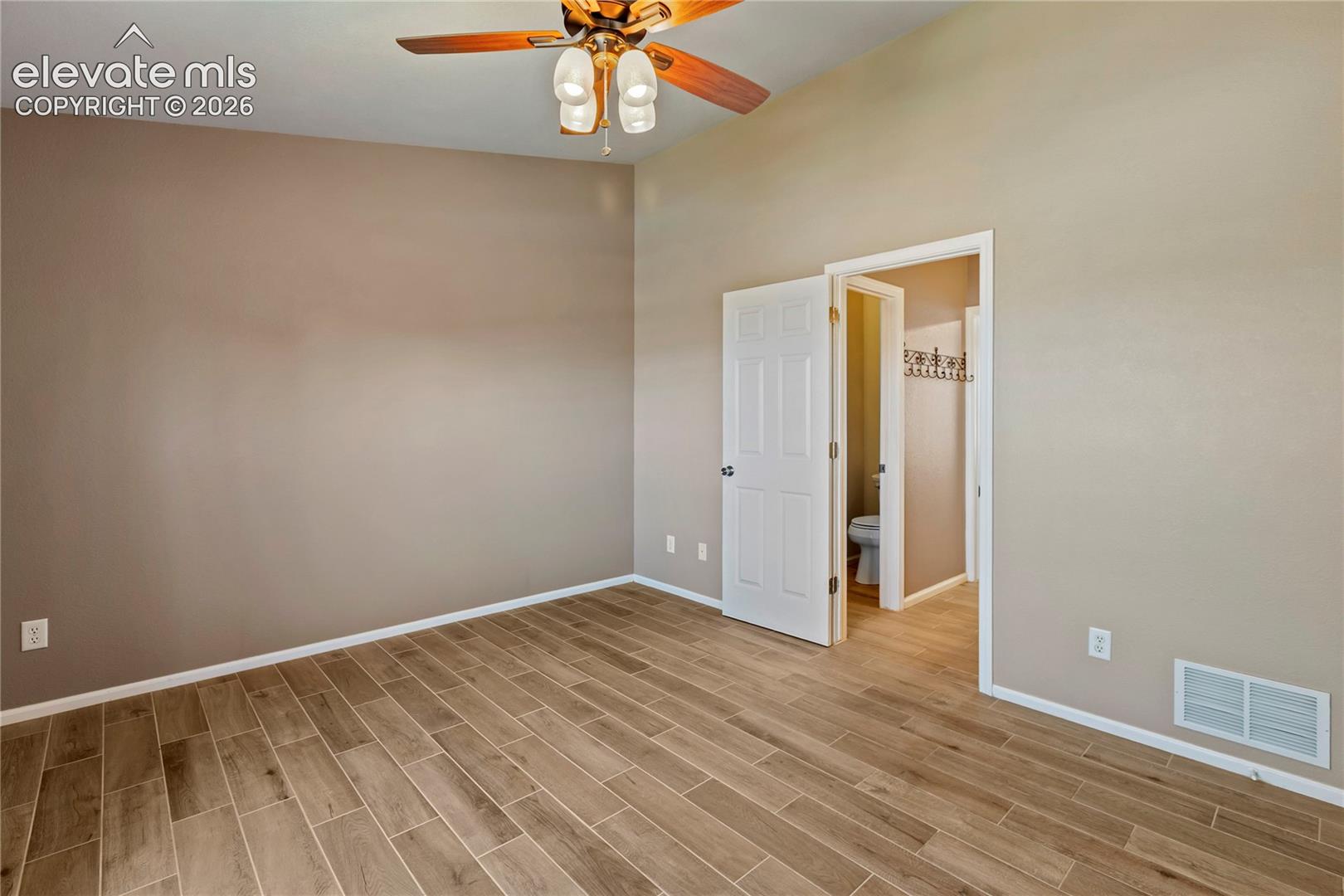 Listing photo 30 for 3147 Hearthridge Circle