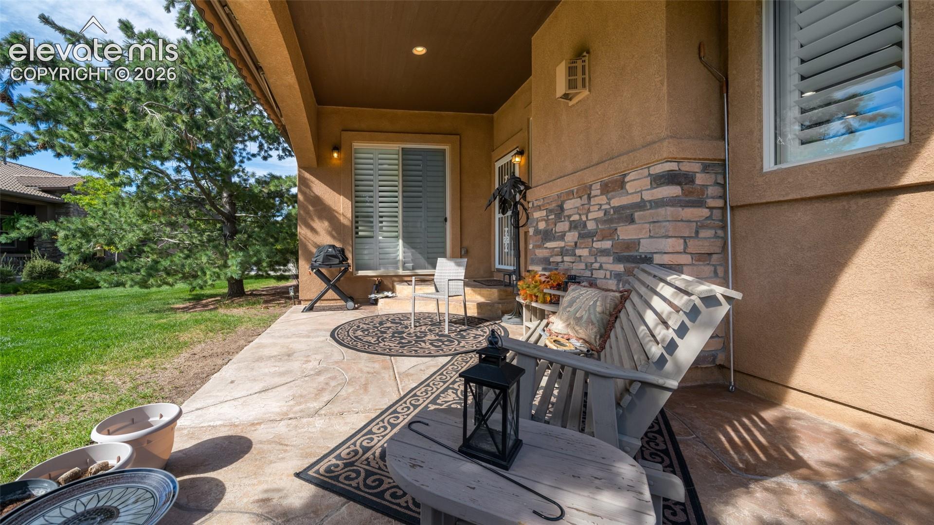 Listing photo 28 for 2455 Veneto Way