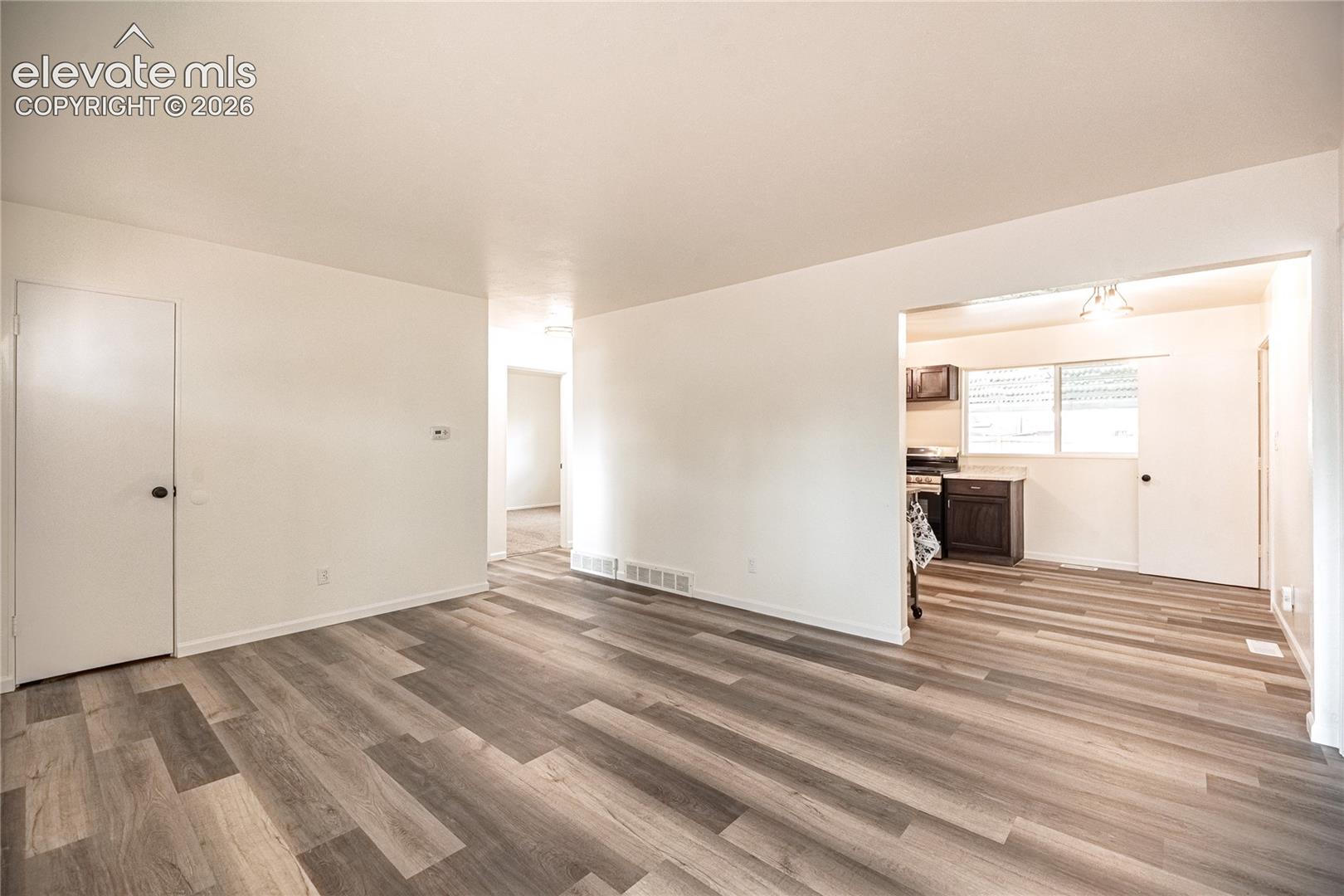 Listing photo 11 for 417 Linda Vista Drive