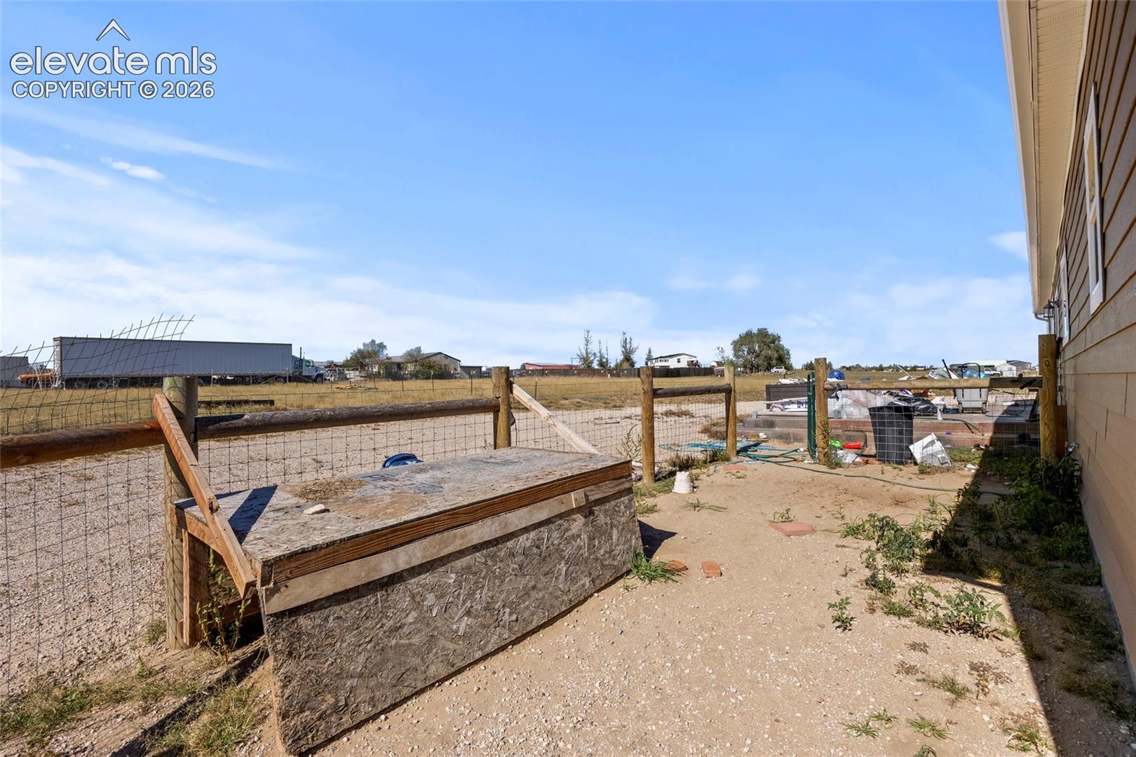 Listing photo 39 for 842 Spotted Owl Way