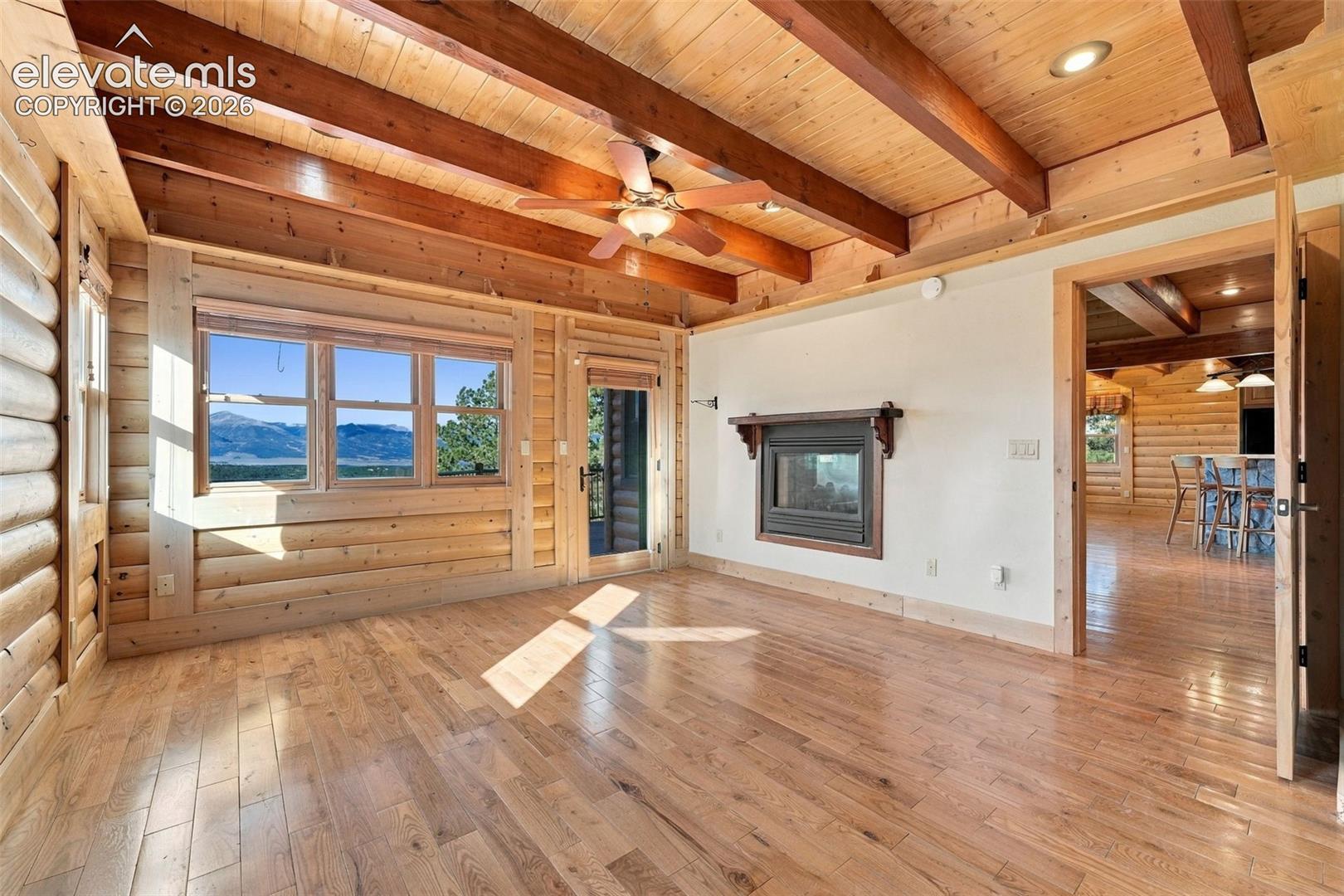 Listing photo 15 for 2362 Black Fawn Lane