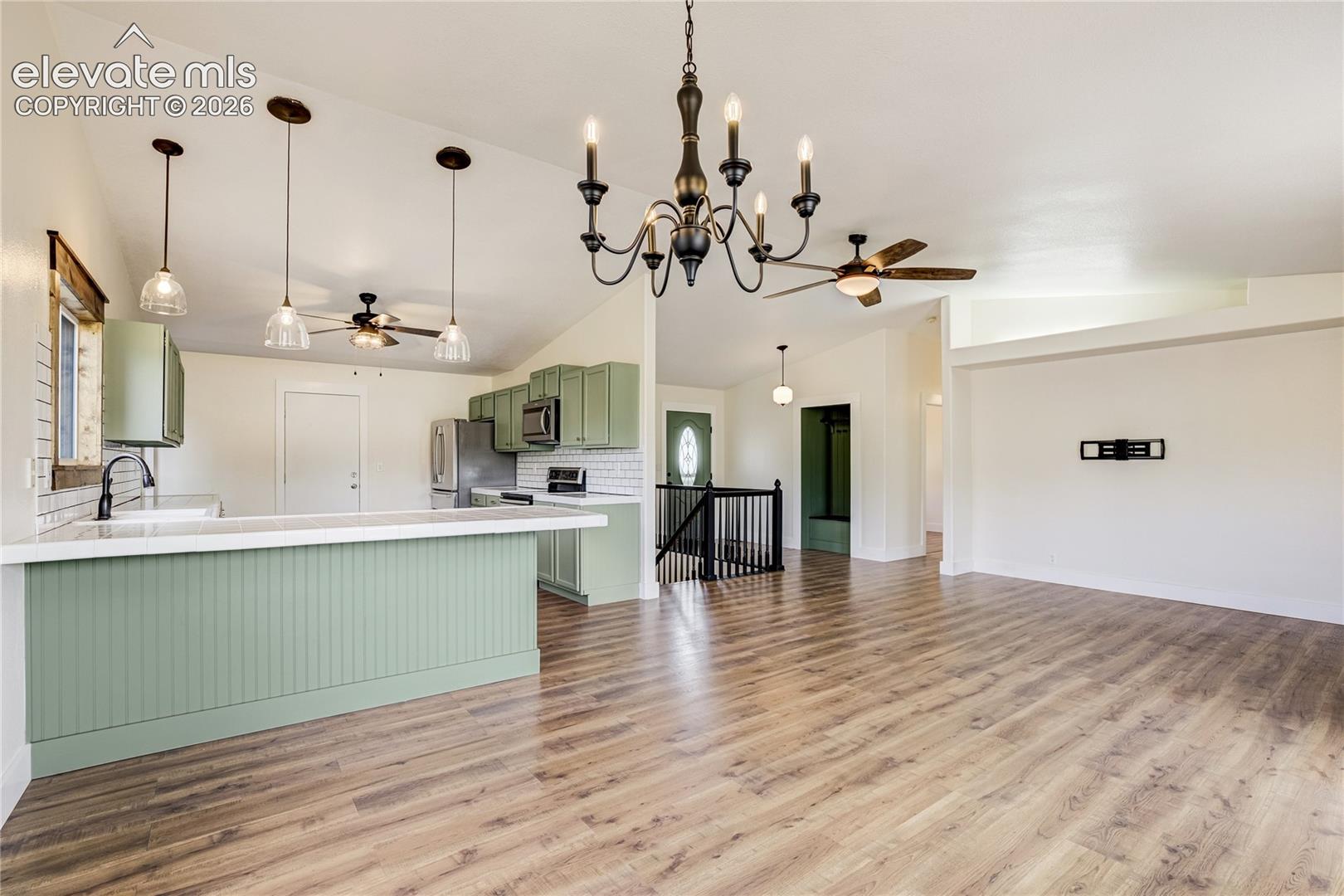 Listing photo 14 for 17650 Fremont Fort Drive