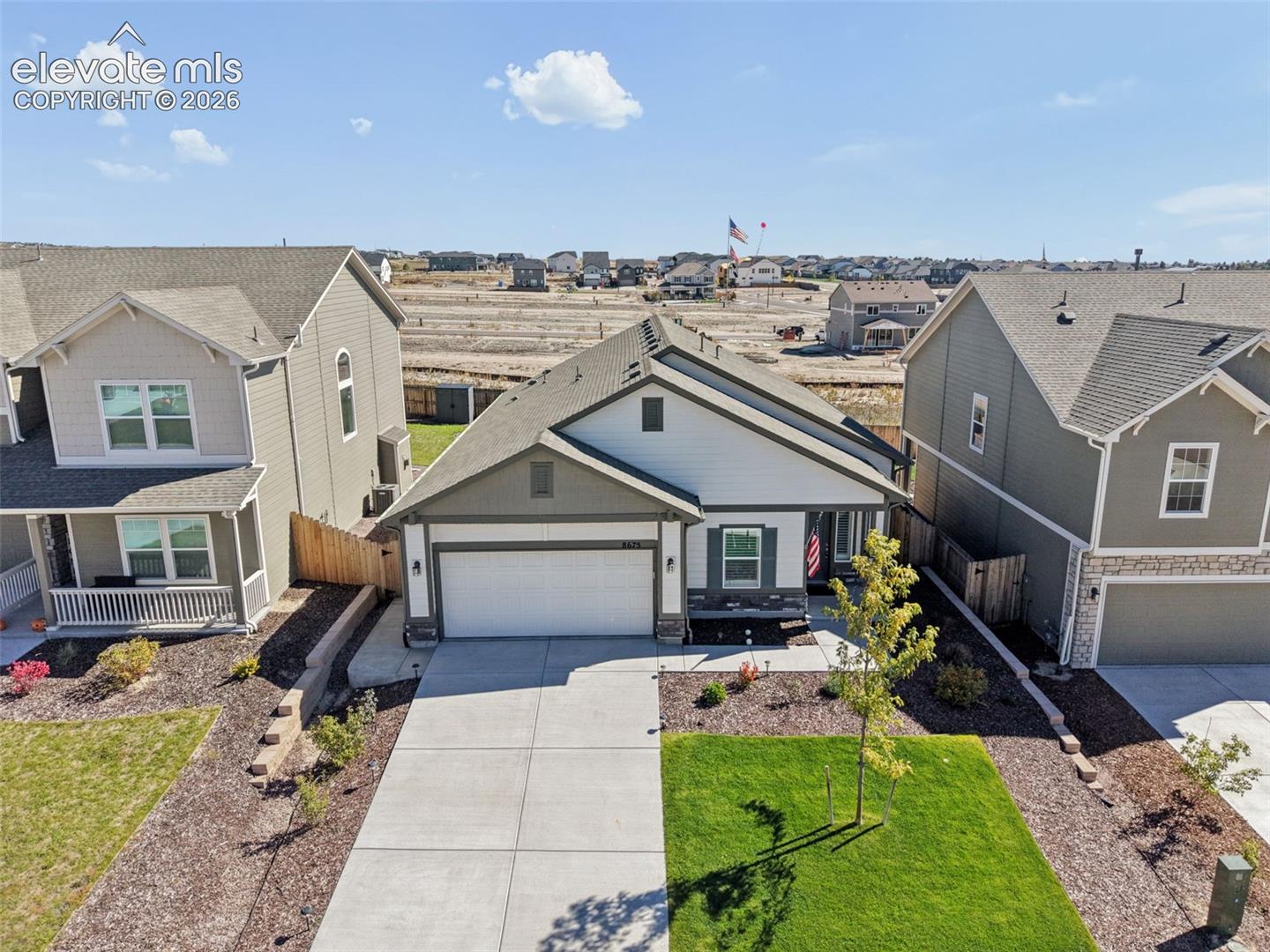 Listing photo 3 for 8675 Bynum Drive