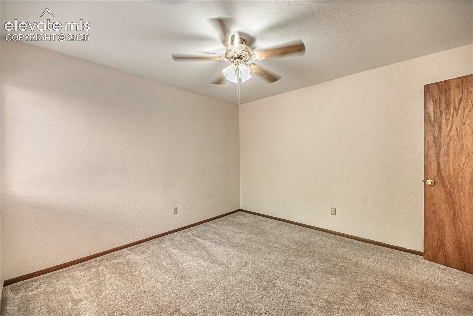 Listing photo 18 for 52 El Paso Boulevard 2B