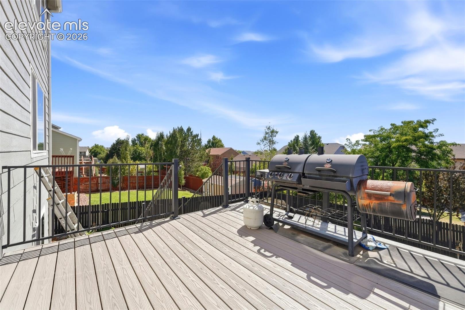 Listing photo 13 for 7105 Amber Ridge Drive