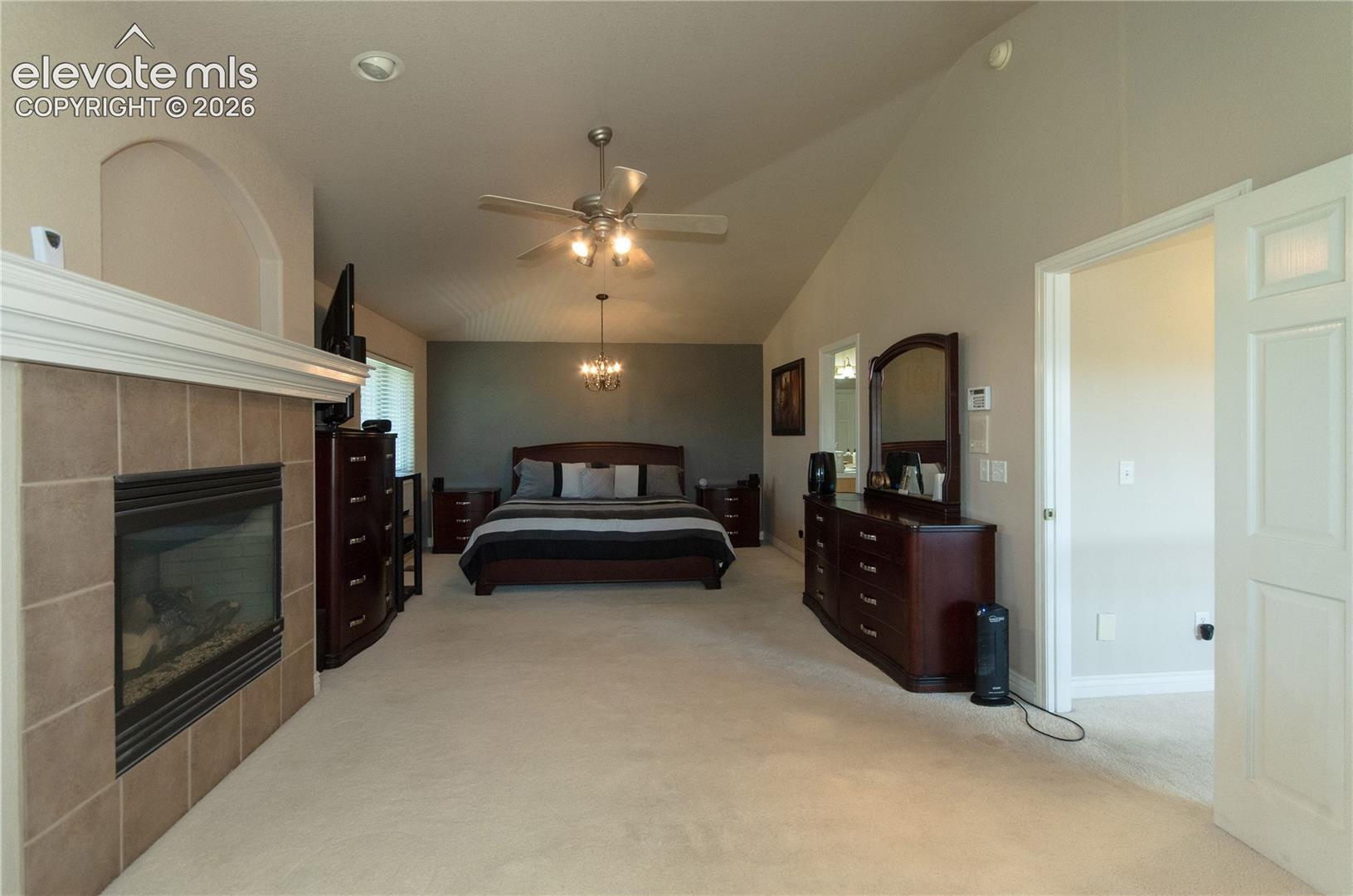 Listing photo 23 for 19558 Fox Trail Way