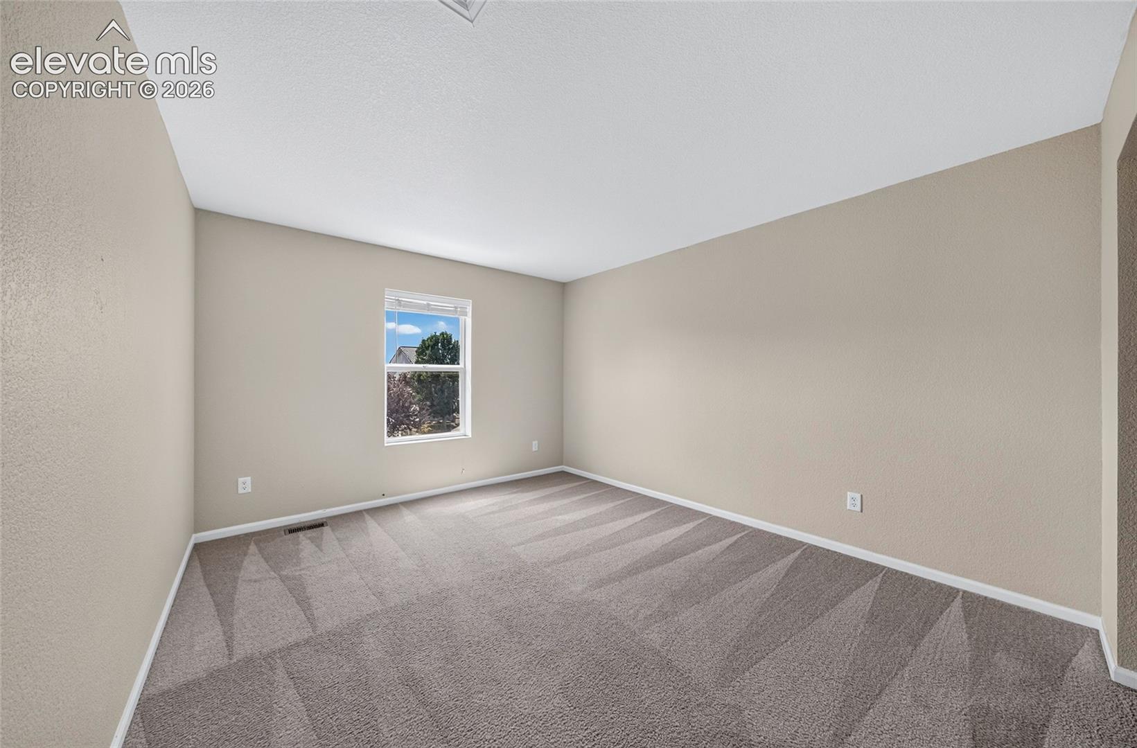 Listing photo 34 for 7935 Campground Drive