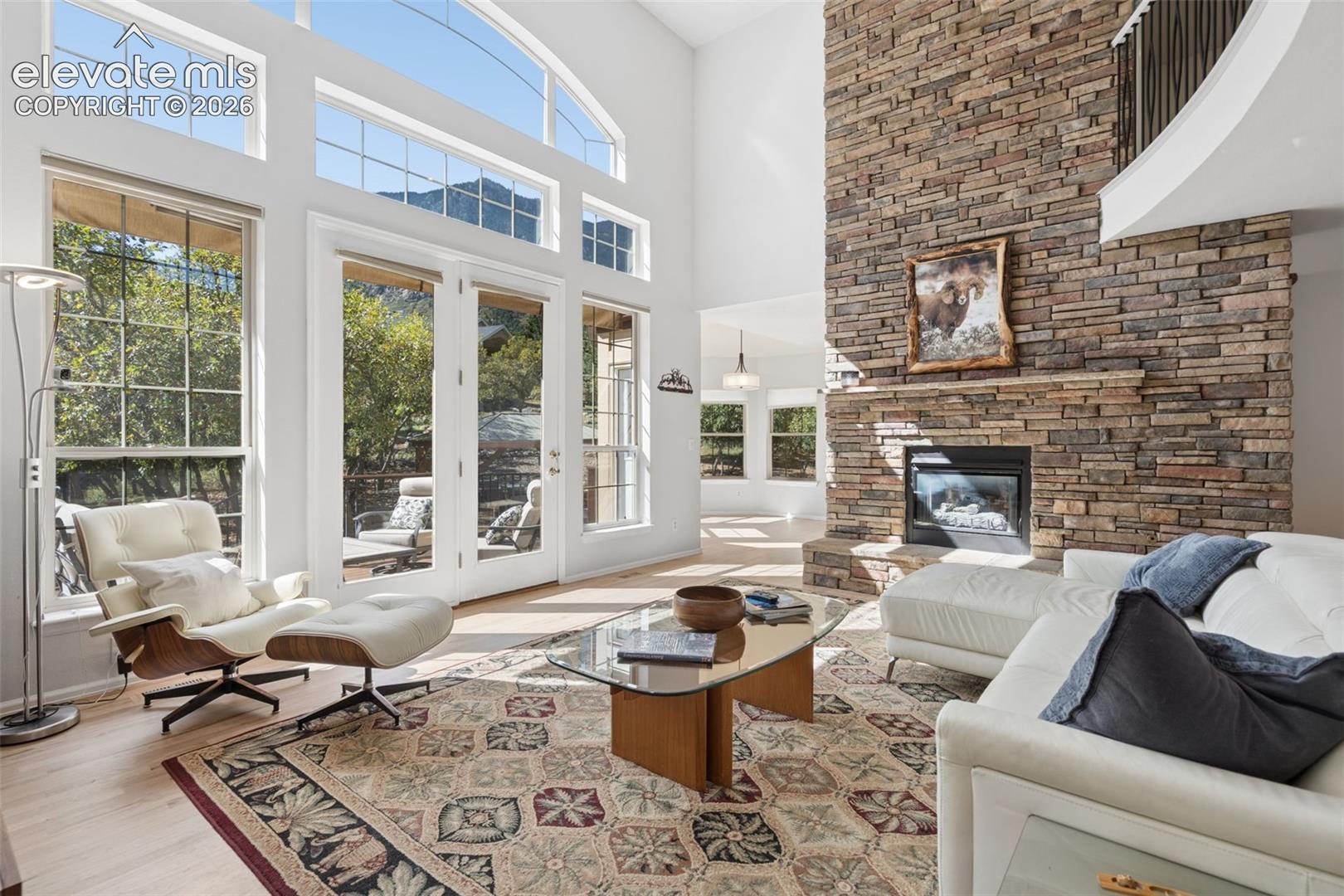 Listing photo 7 for 5830 Broadmoor Bluffs Drive