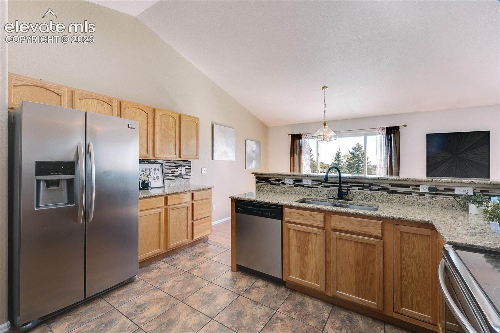 Listing photo 7 for 7869 Fort Smith Road