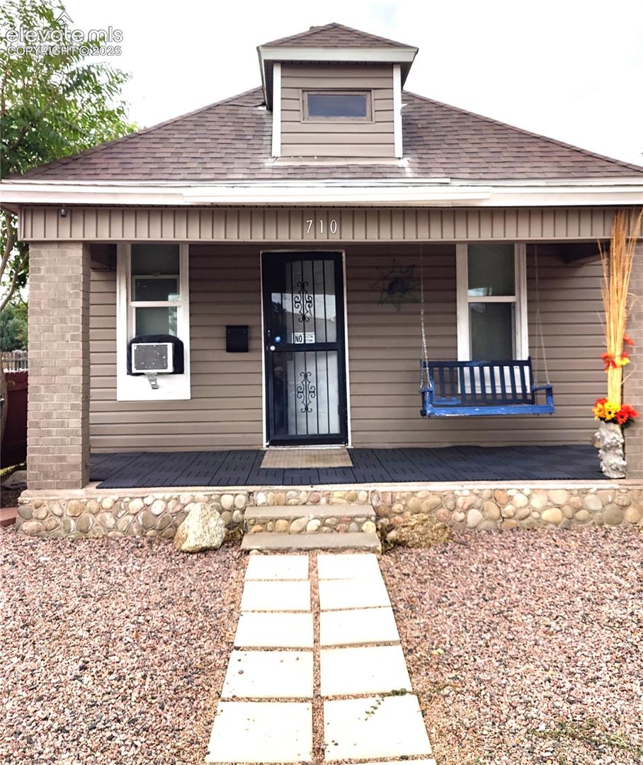 Listing photo 2 for 710 McCulley Avenue