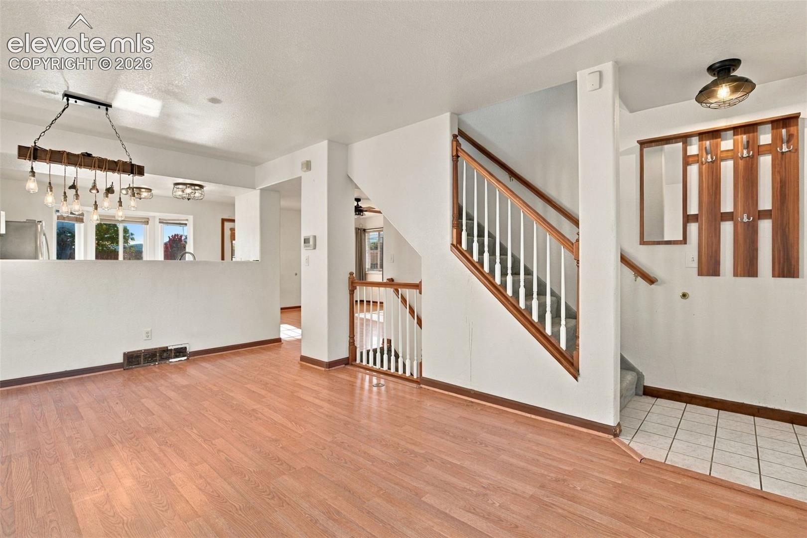 Listing photo 6 for 1040 Red Brooke Drive