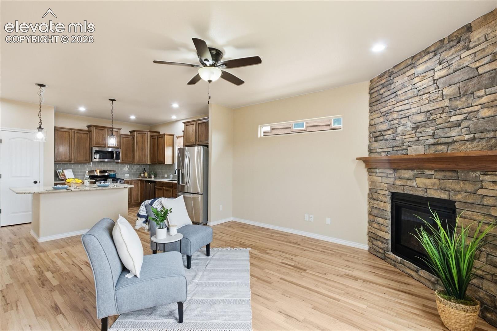 Listing photo 6 for 12637 Chianti Court
