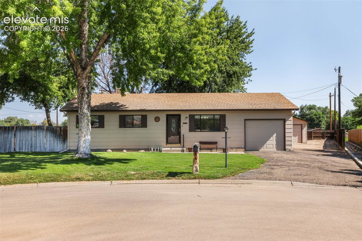 2021 Zinno Boulevard — listing photo