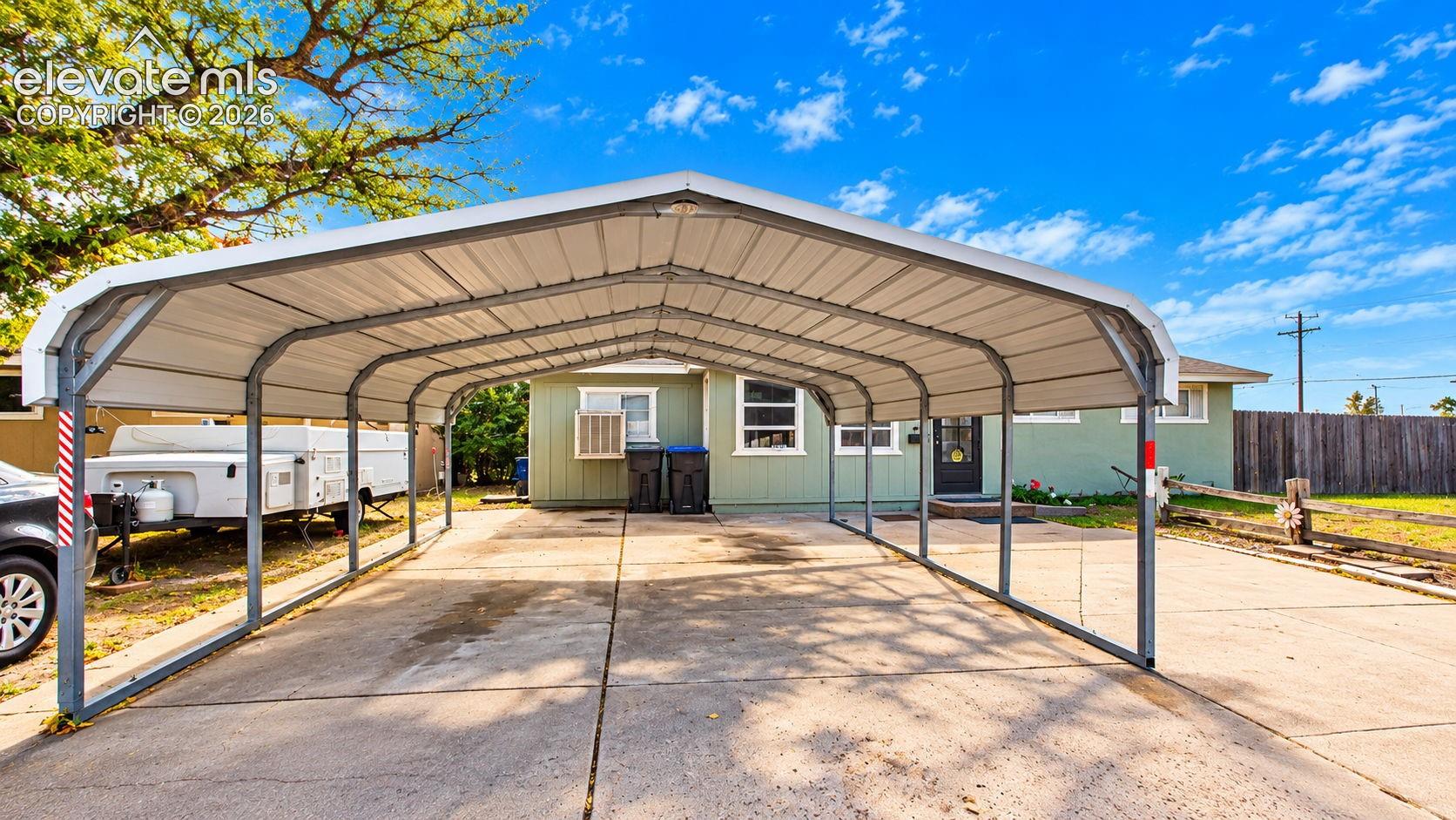Listing photo 35 for 103 Grand Boulevard