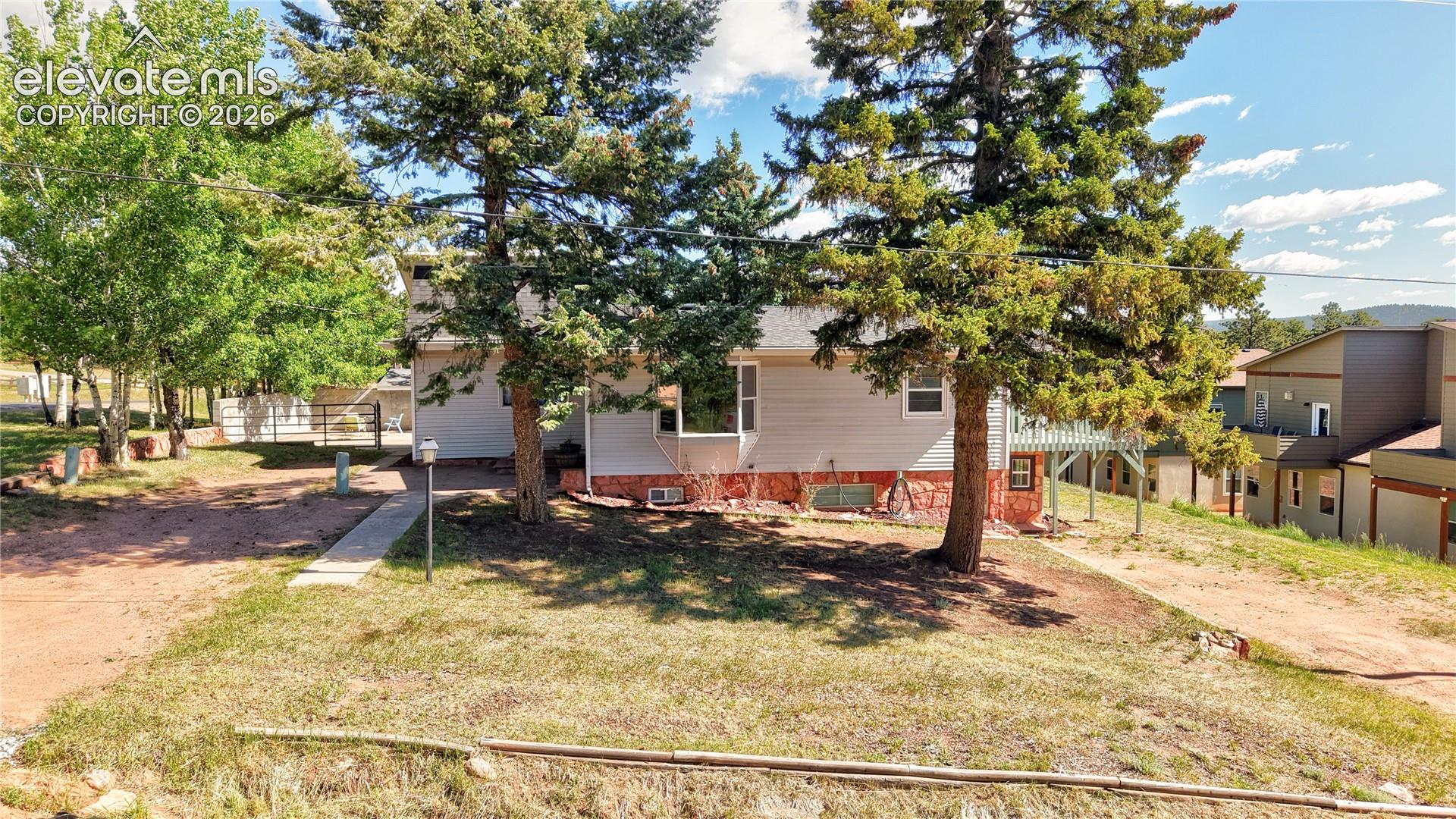 924 Spruce Haven Drive, photo 3