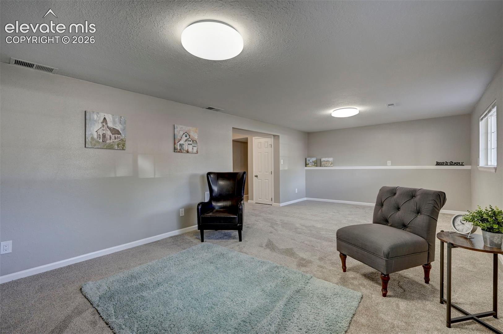 Listing photo 39 for 7443 Franconia Drive