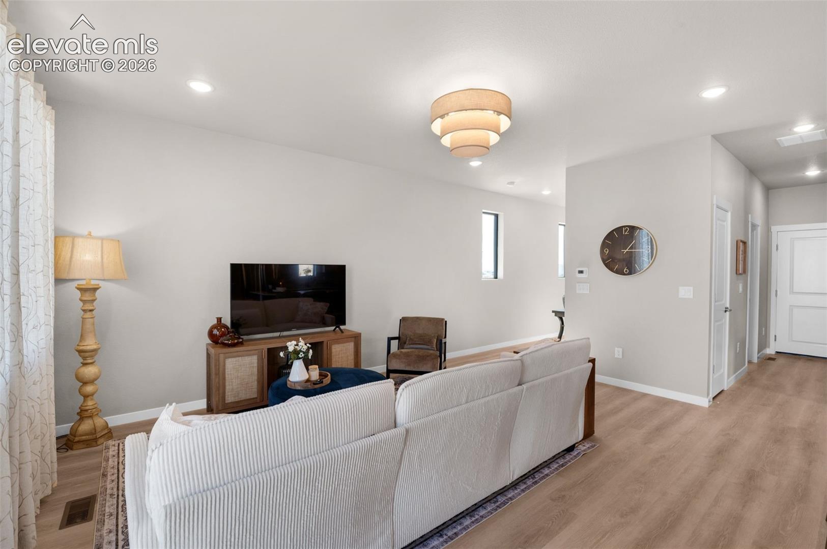 Listing photo 5 for 11047 Shelter Creek Drive