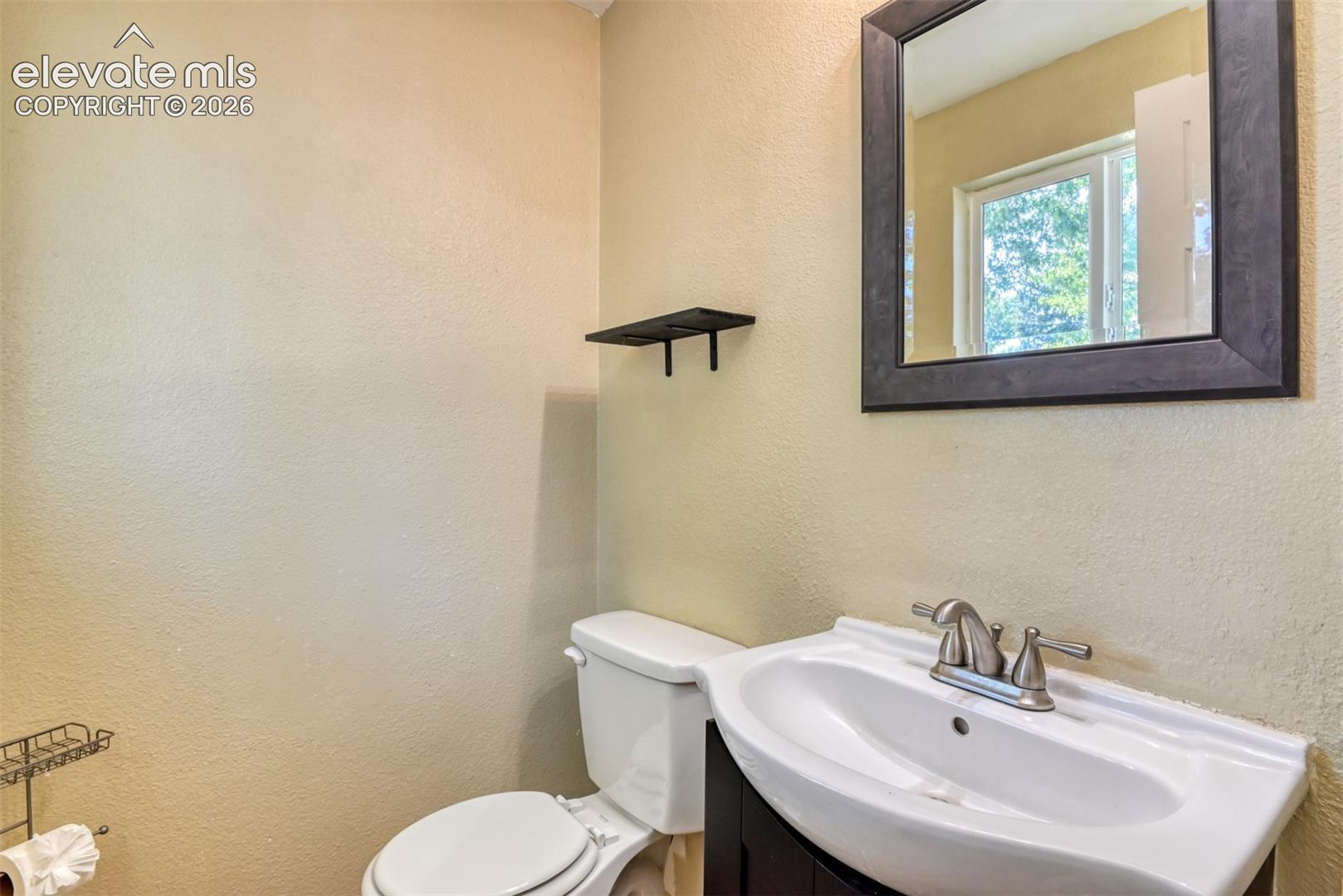 Listing photo 27 for 1810 Bonita Drive