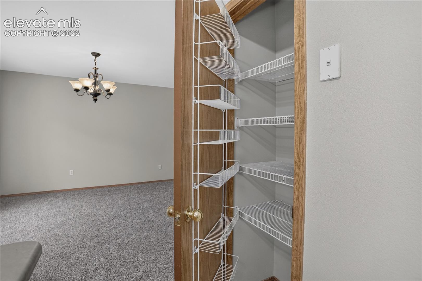 Listing photo 17 for 3046 W 22nd Street