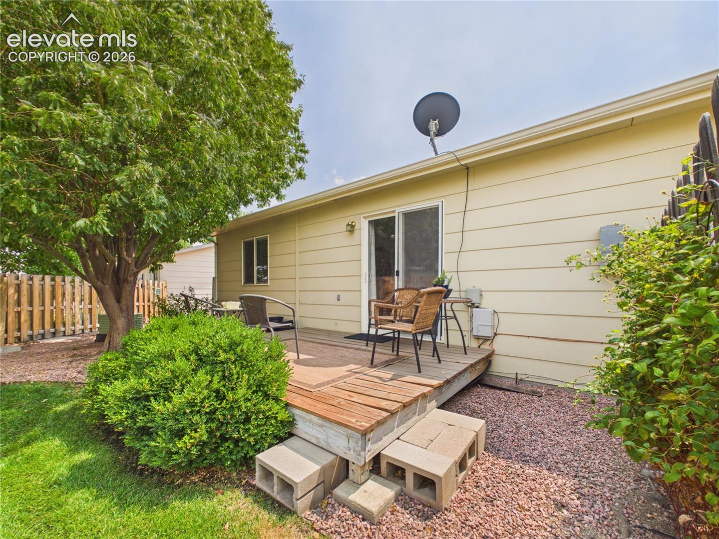 Listing photo 29 for 1225 Silver Hawk Court
