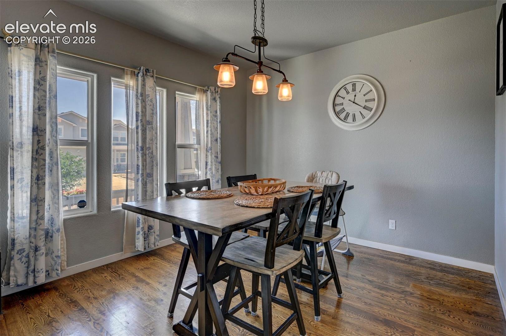 Listing photo 10 for 9428 Torecco Court