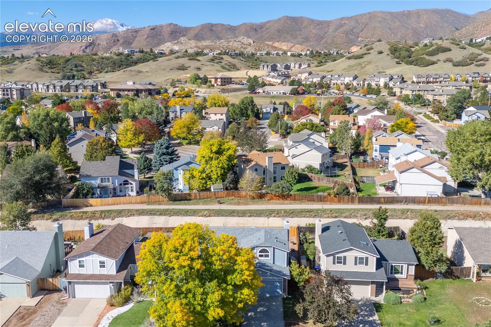 Listing photo 43 for 5870 Pemberton Way