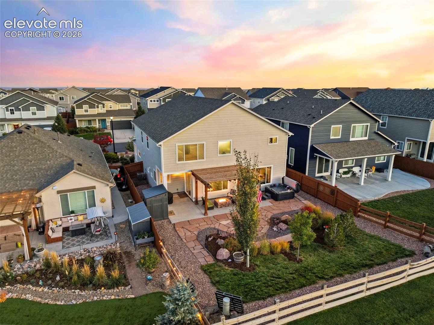 Listing photo 39 for 9652 Emerald Vista Drive