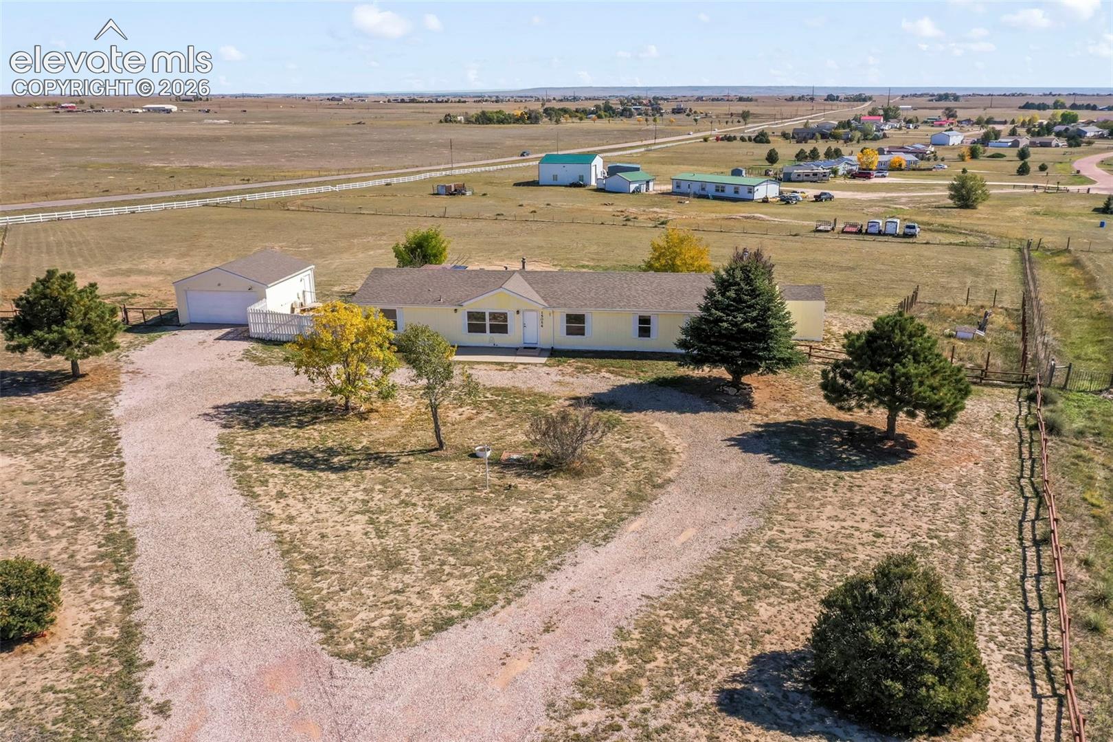 Listing photo 45 for 15054 Pamela Way