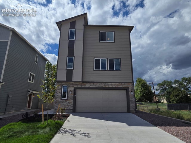 4512 Hawk Haven View — listing photo