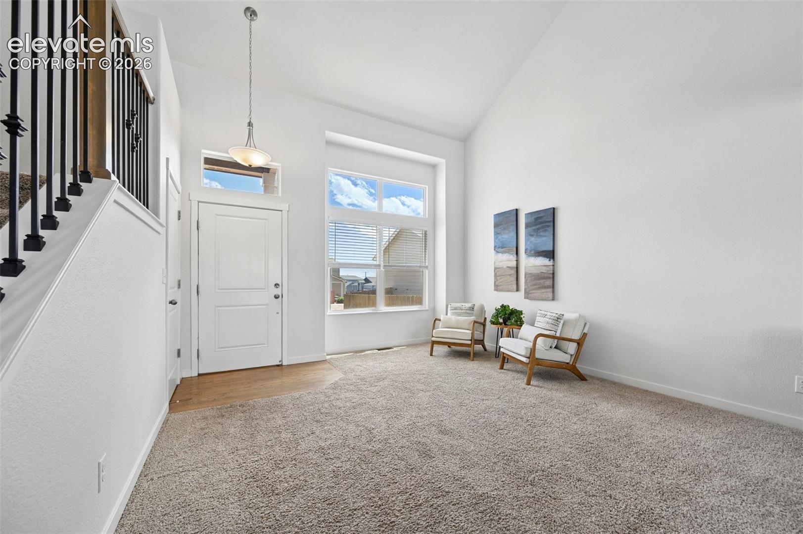 Listing photo 5 for 10112 Jaggar Way