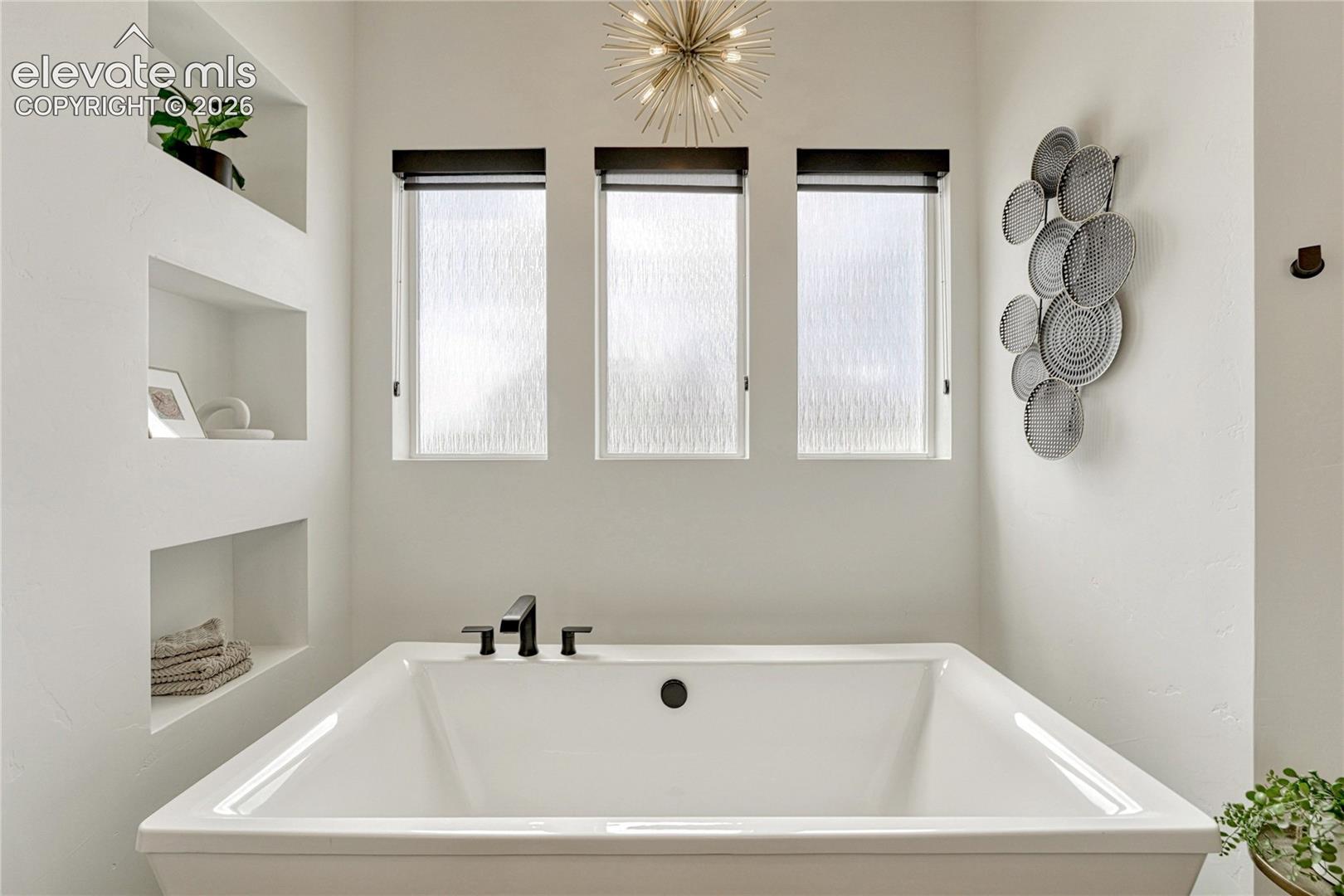 Listing photo 29 for 12366 Mionetto Court