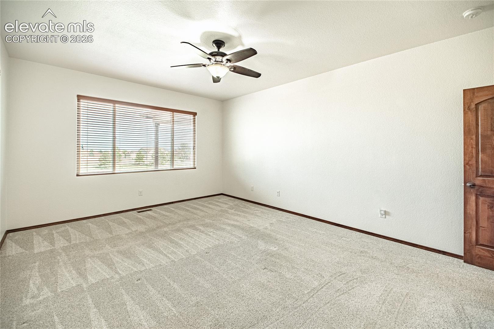 Listing photo 21 for 11824 Black Hills Drive
