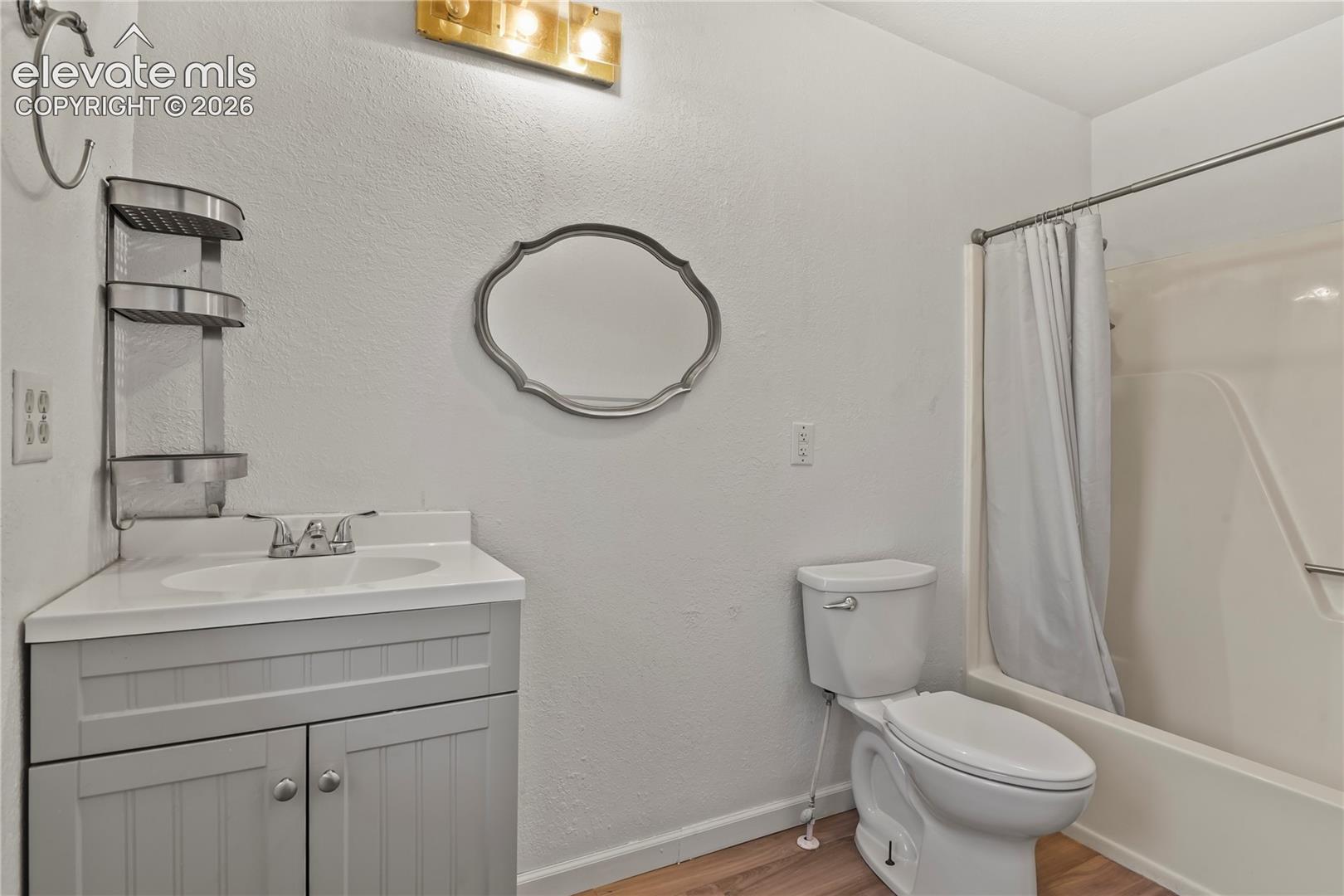Listing photo 23 for 13550 Whistling Hills Lane