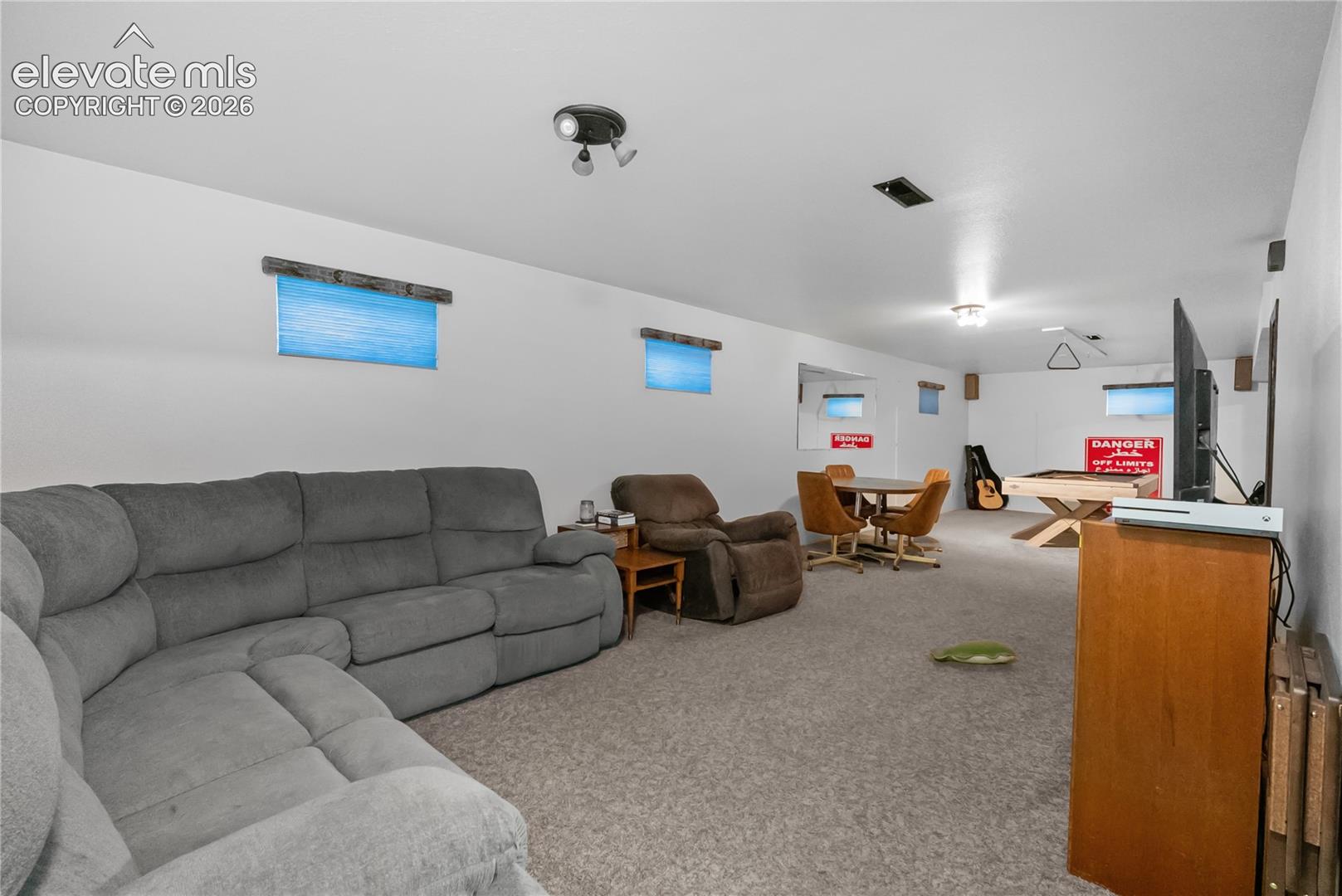 Listing photo 18 for 3523 White Pine Court