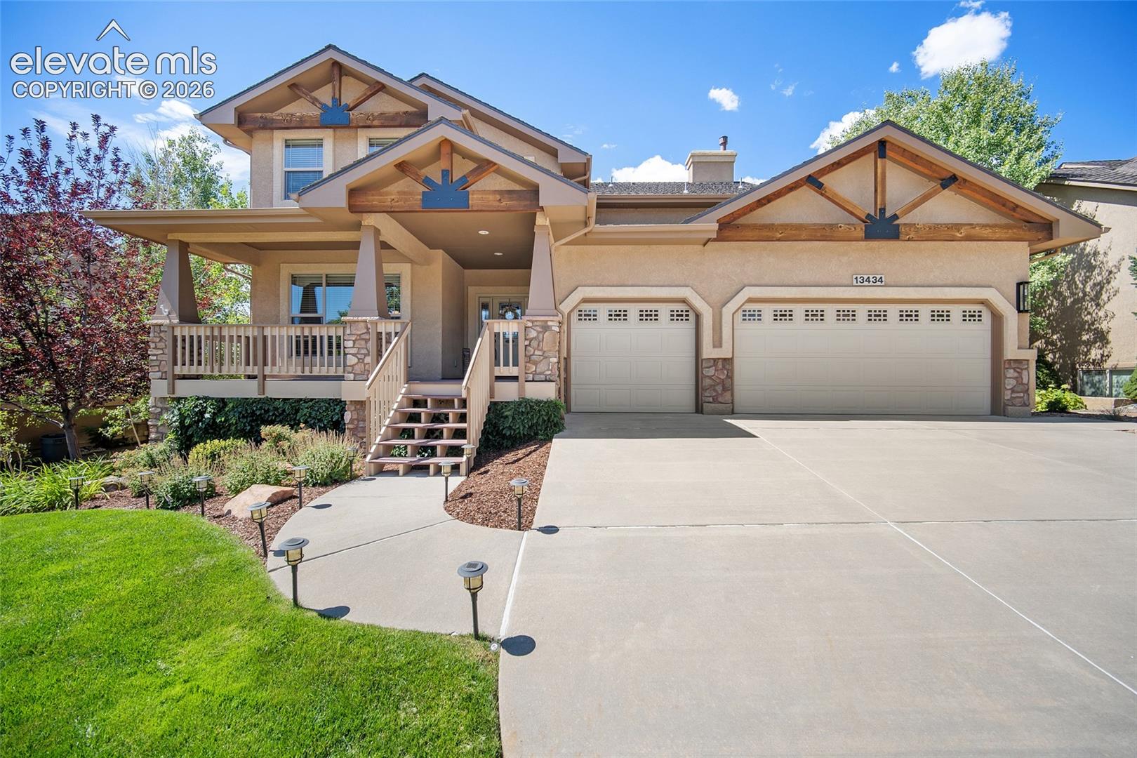 Listing photo 4 for 13434 Crane Canyon Loop