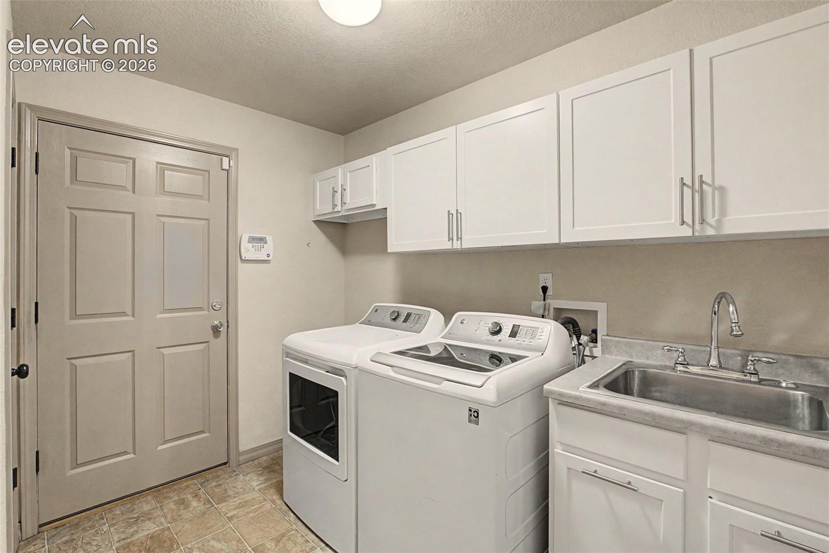 Listing photo 18 for 335 PYRITE Terrace