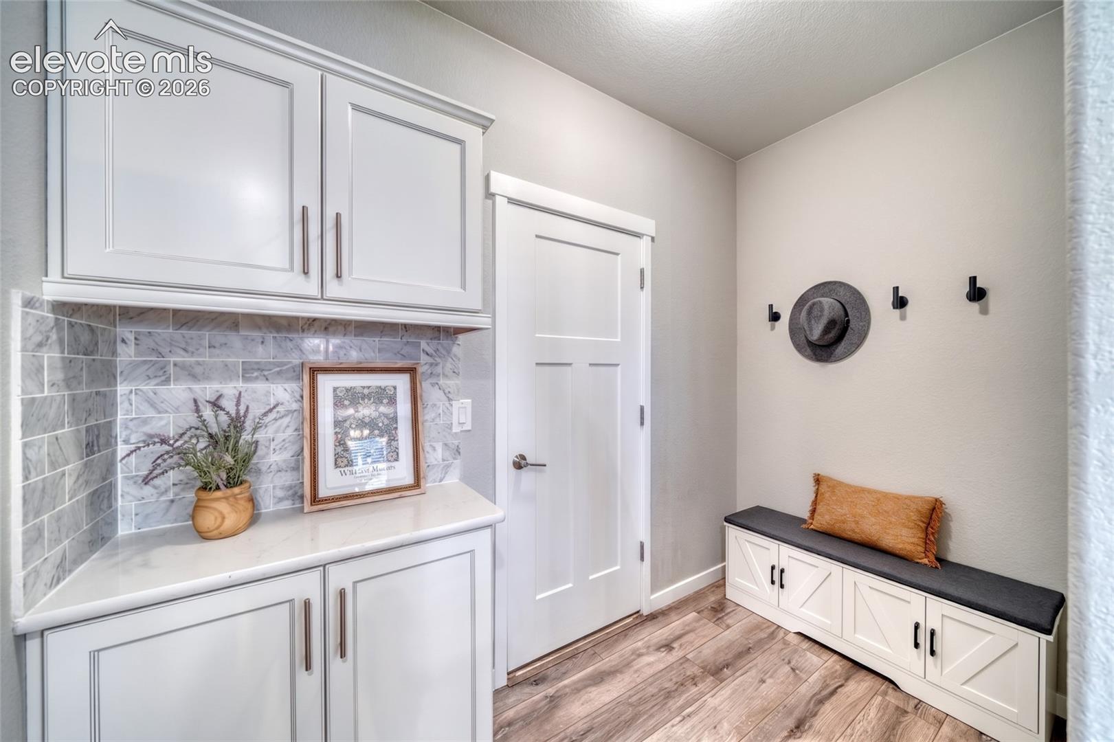 Listing photo 22 for 15691 Lake Mist Drive
