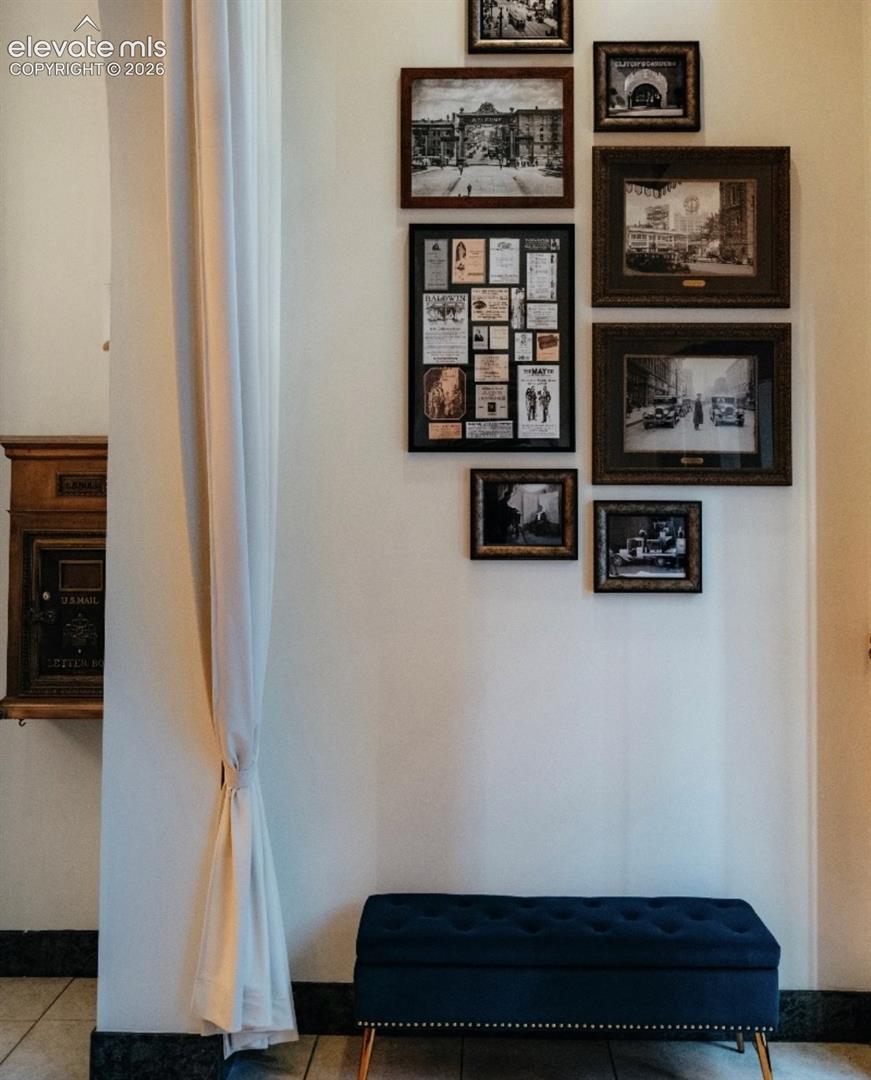 Listing photo 4 for 444 17th Street 709