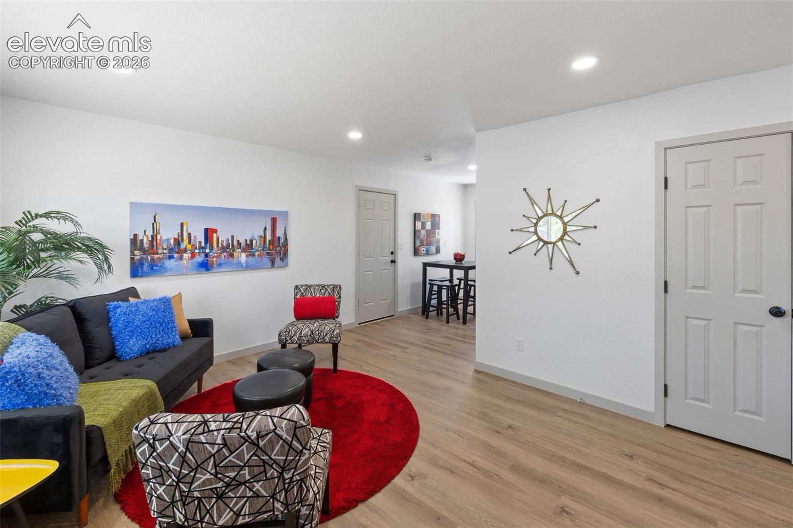 2540 Naples Drive, photo 2