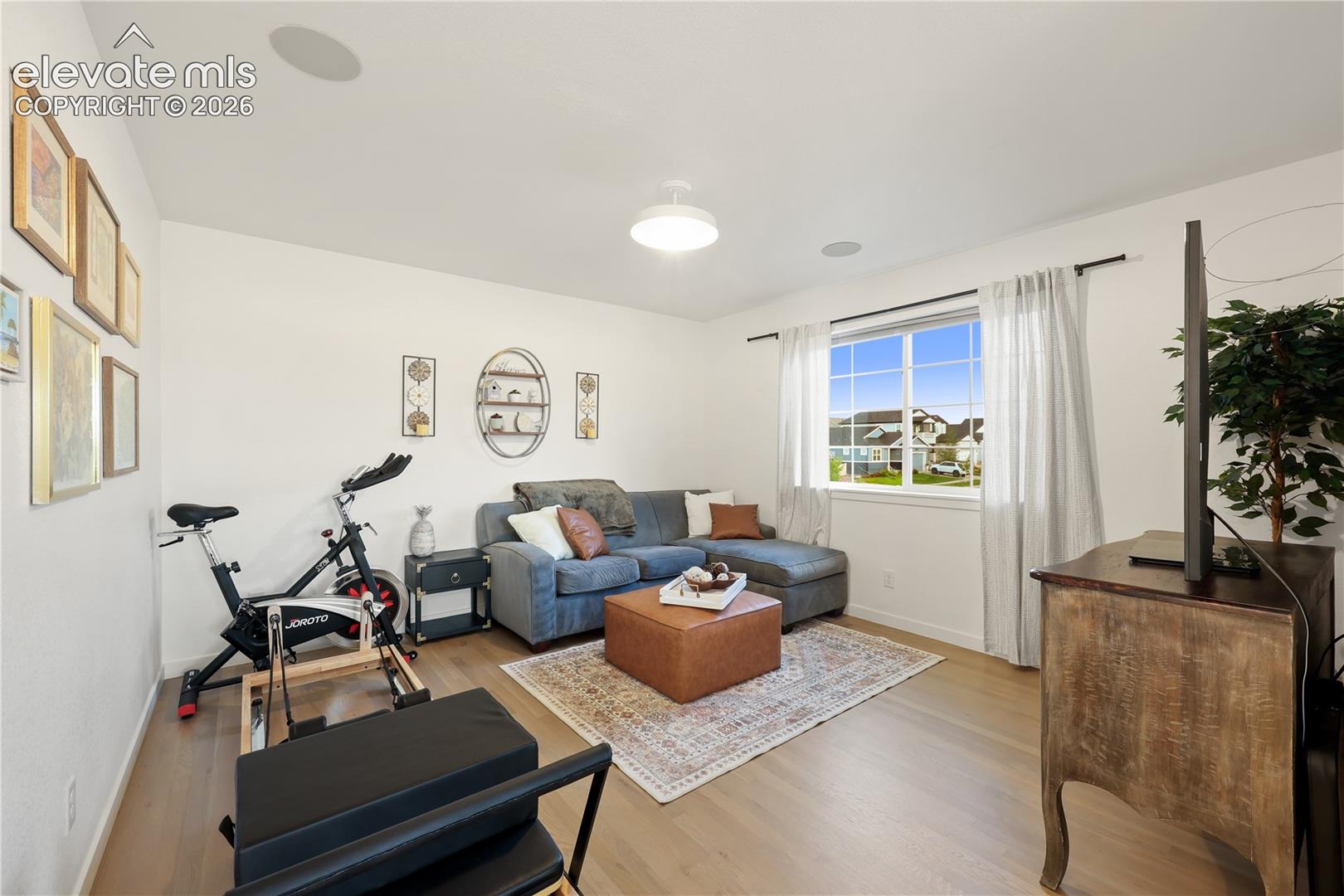 Listing photo 16 for 6538 Cumbre Vista Way