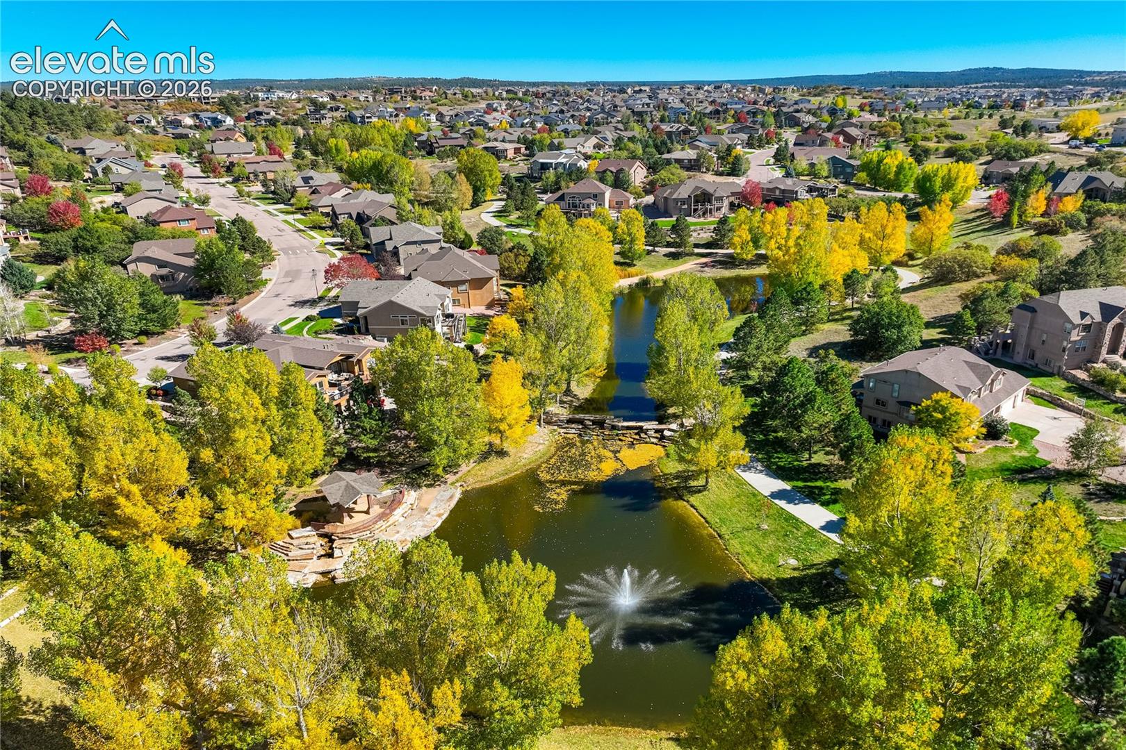 Listing photo 44 for 12427 Creekhurst Drive