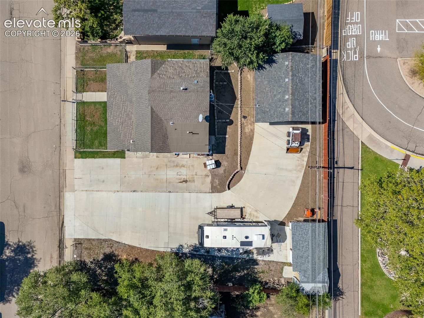 Listing photo 34 for 2805 E 16th Street