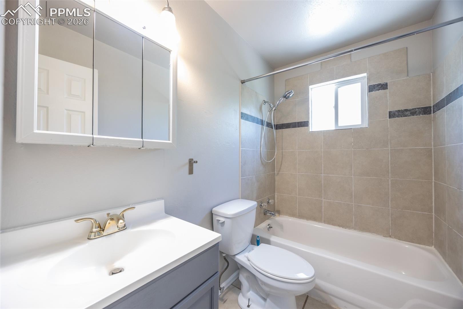 3410 El Morro Road, photo 17