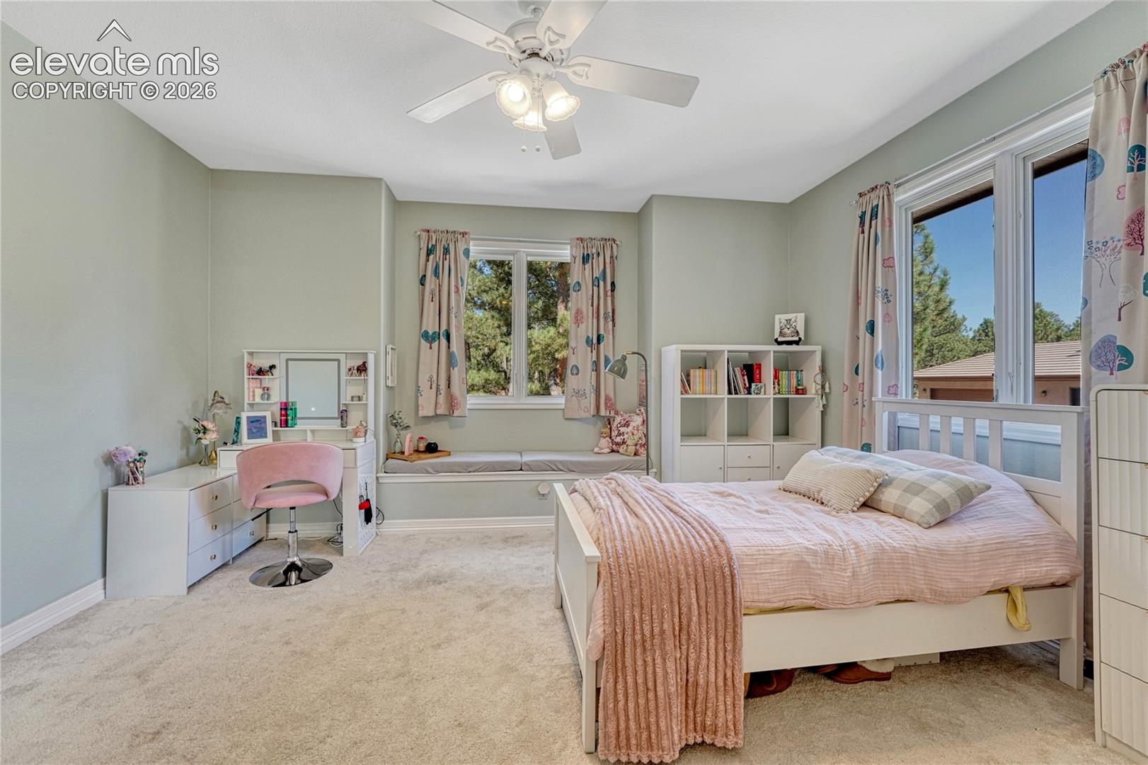 Listing photo 18 for 17180 Colonial Park Drive