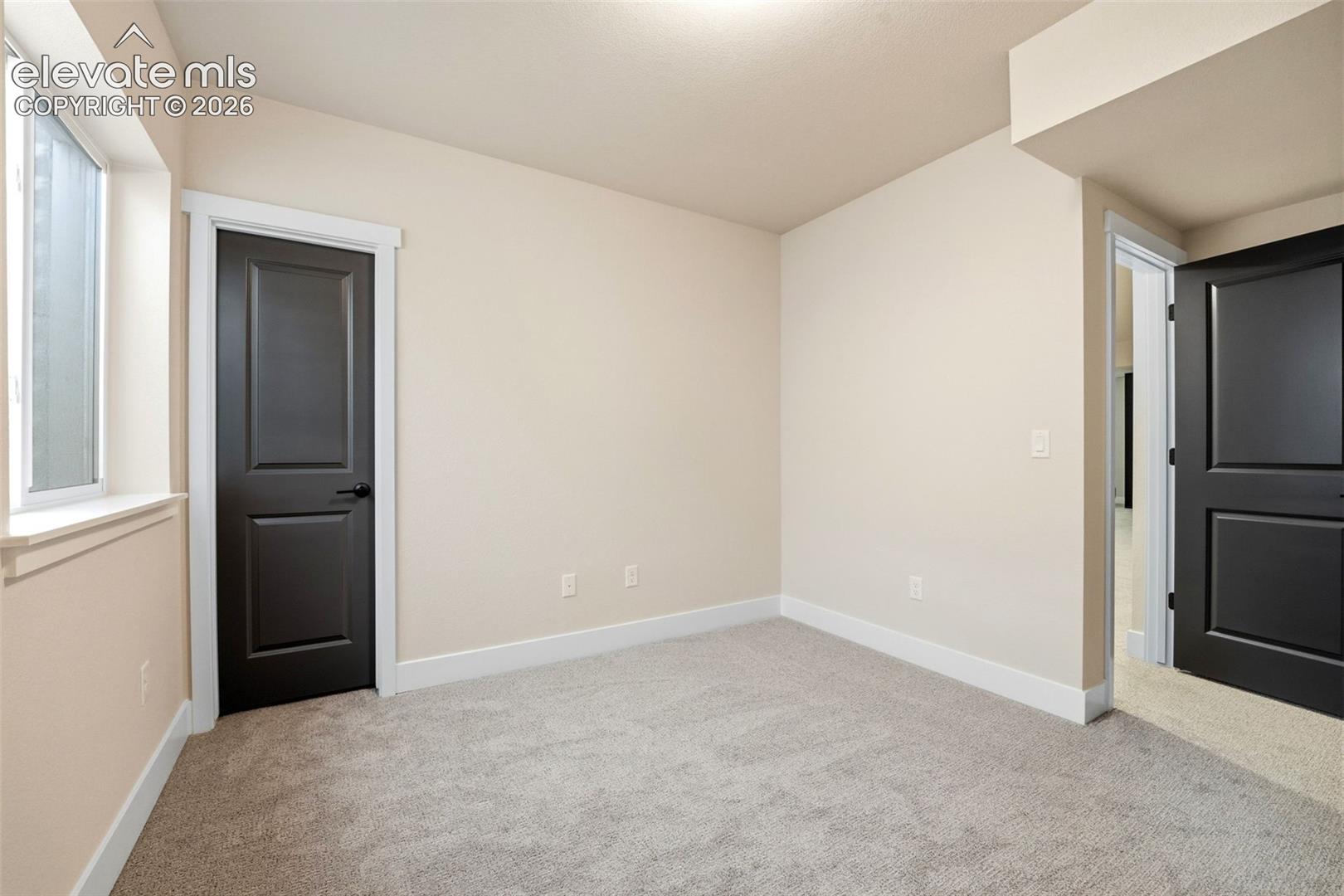 Listing photo 36 for 2453 Sangria Court