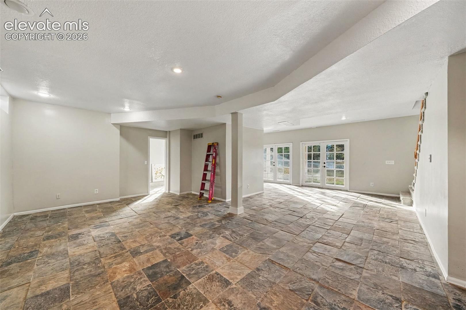 Listing photo 17 for 1275 Berglind Road