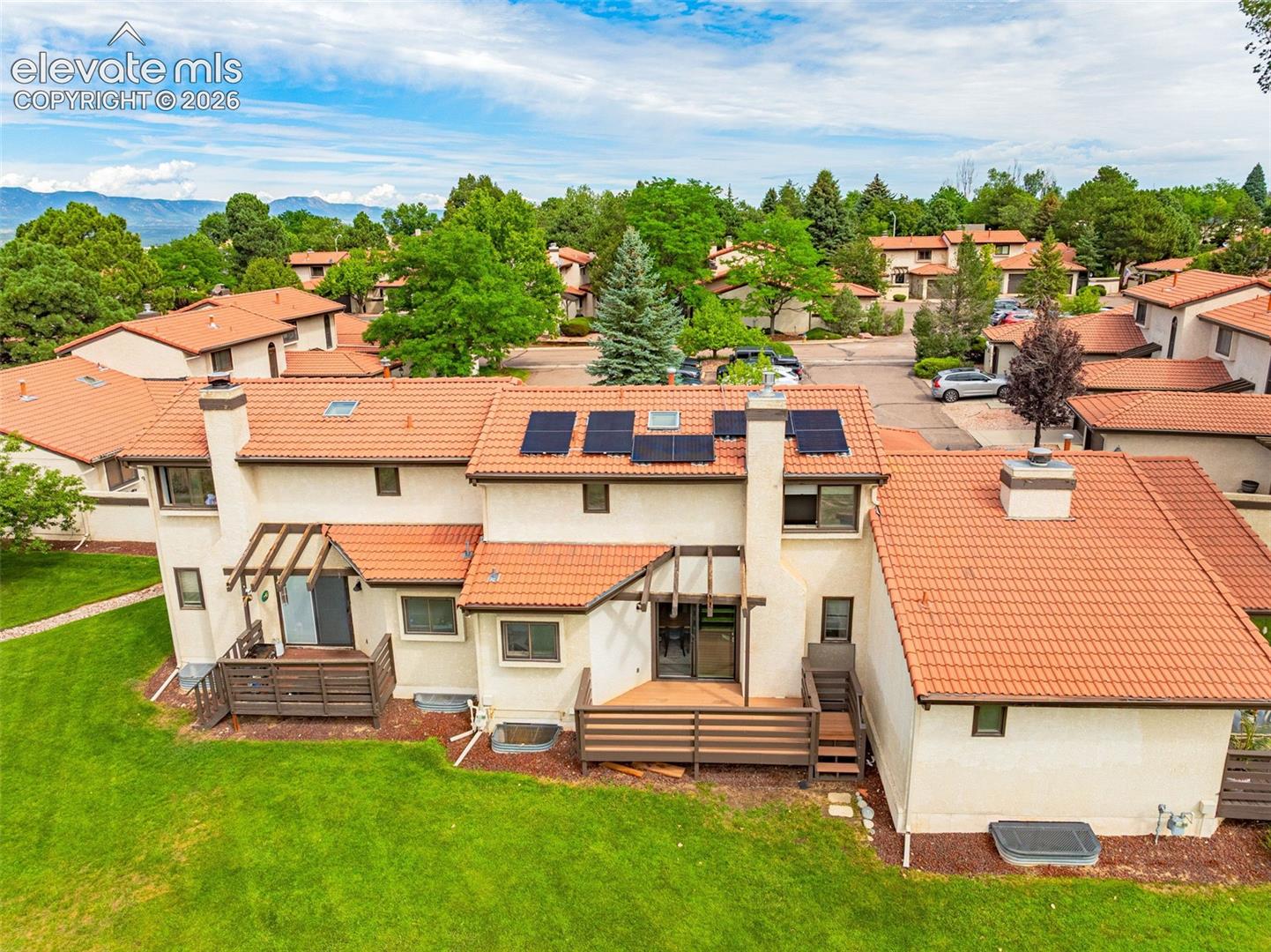 7448 Alameda Court, photo 35