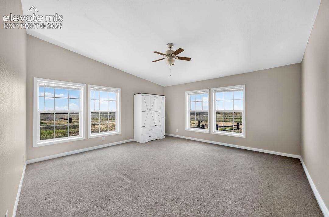 Listing photo 24 for 755 High Prairie Point