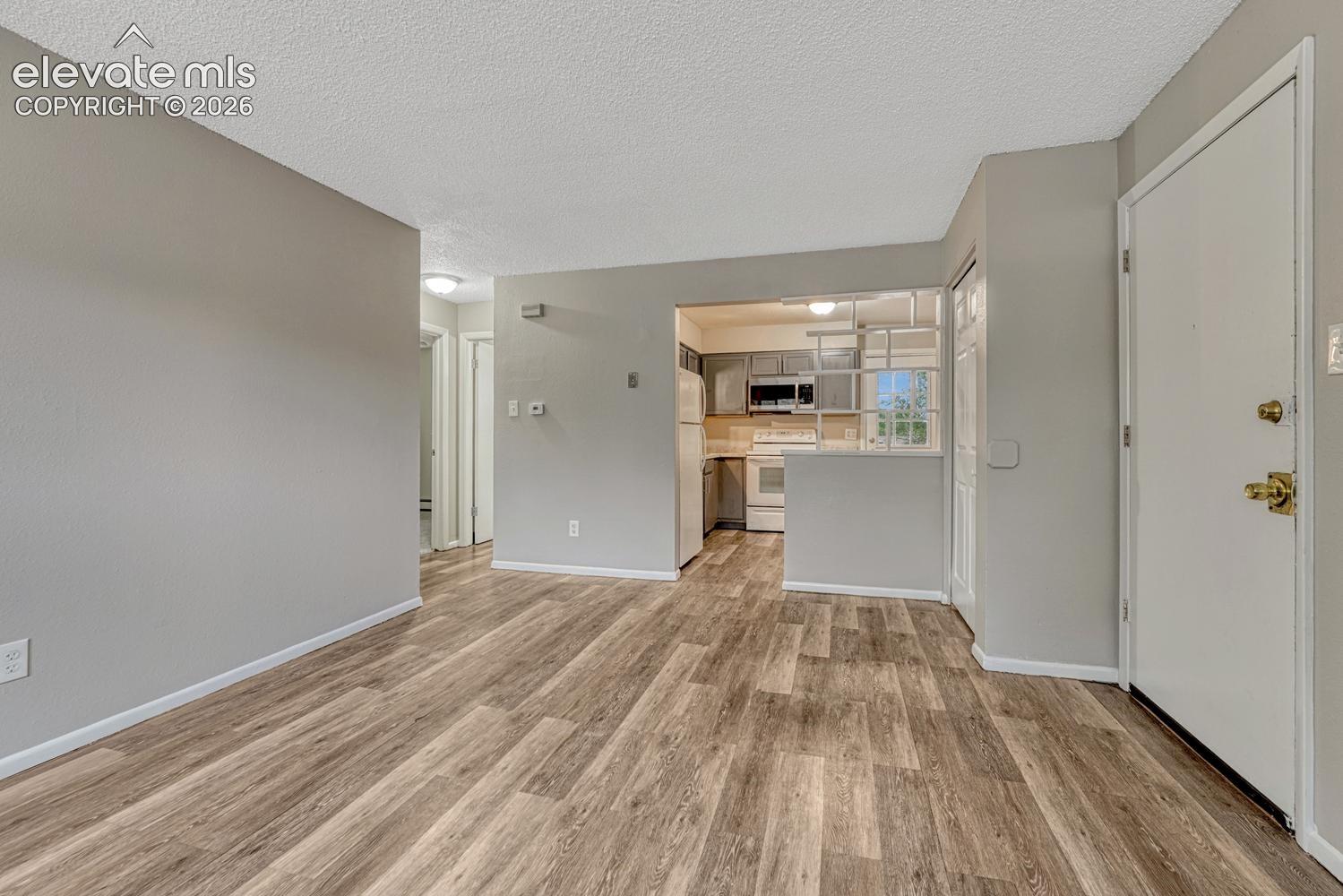 Listing photo 9 for 330 Vehr Drive