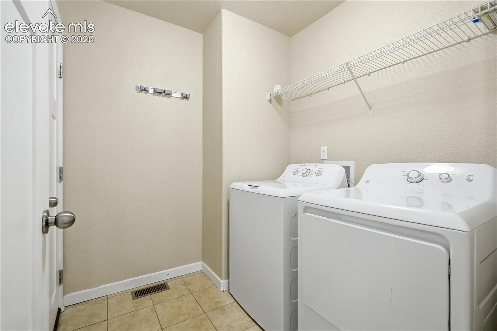Listing photo 28 for 7384 Bonterra Lane